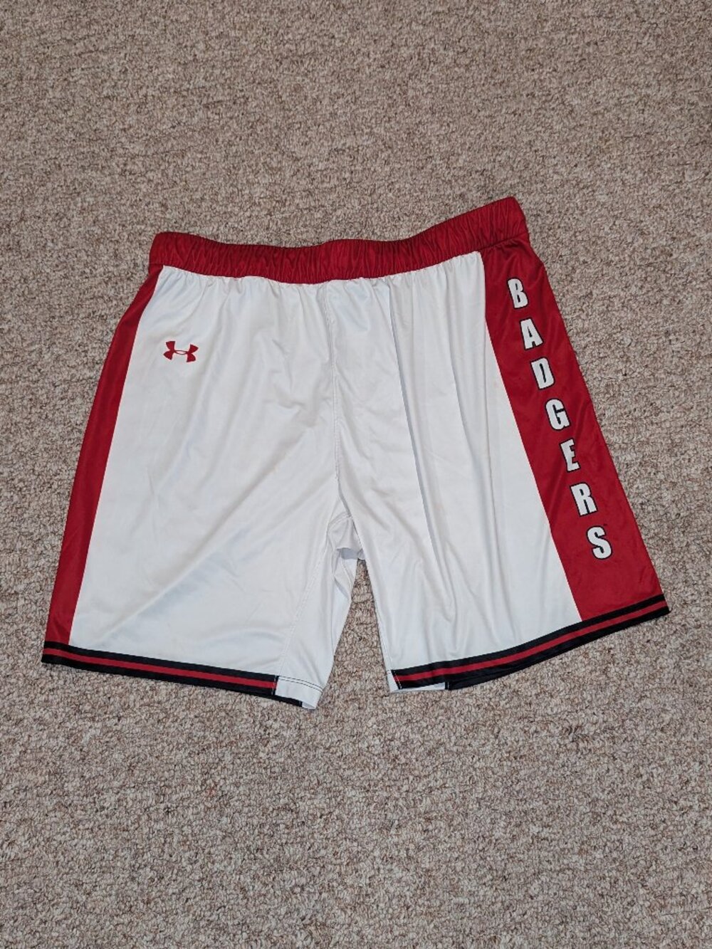 Under Armour Wisconsin Badgers Throwback Replica Basketball Shorts